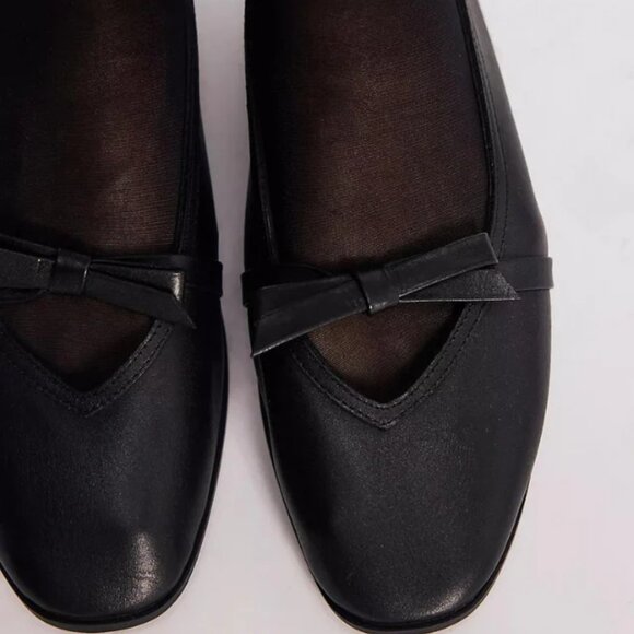 NEW Free People Mania Bow Flats - Slip-Ons, Leather in black For Women1125 3s2 - Picture 9 of 9